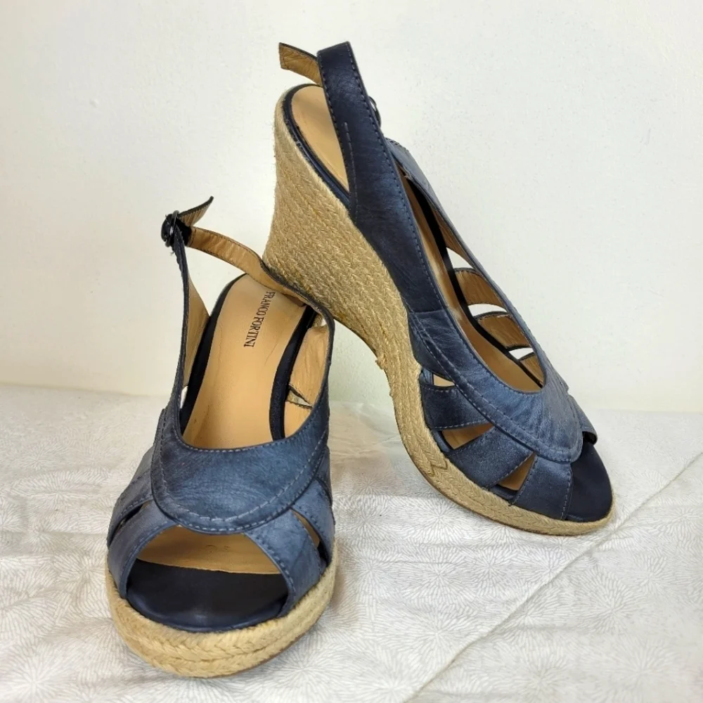 Franco Fortini denim blue leather sandals peep toe woven wedge beach boho chic 9